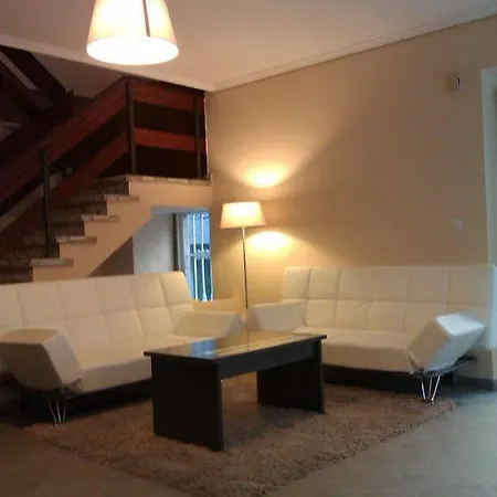 Hotel Cais *